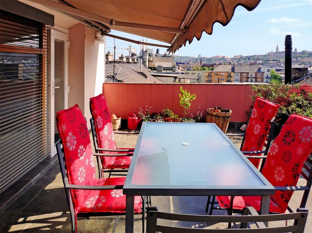 Margaret Apartment For 5 People With Panorama Terrace Budapest Luaran gambar