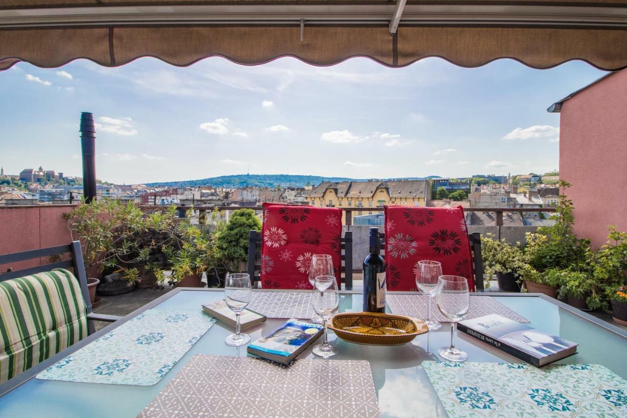 Margaret Apartment For 5 People With Panorama Terrace Budapest Luaran gambar